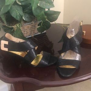 Michael Kors Snake Skin Strap Heel Shoe 7.5 Black